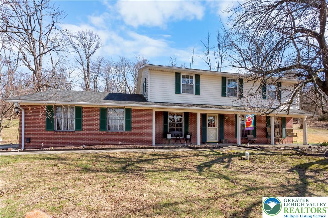 Property Photo:  1495 Morgan Hill Road  PA 18042 