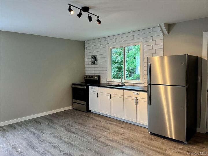 Property Photo:  46 Sunset Drive  NY 10507 