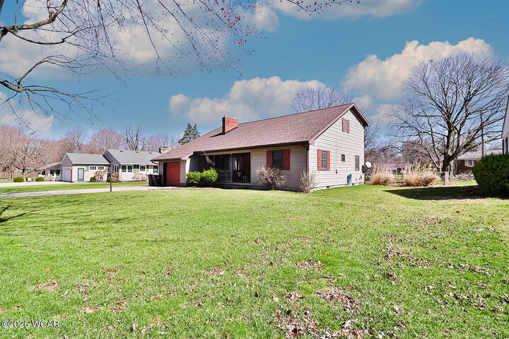 Property Photo: 690 N High Street OH 43326