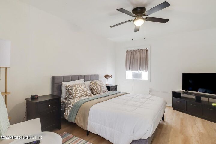 Property Photo:  1812 Market Street  MS 39567 