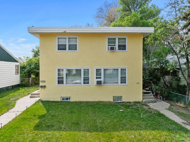 Property Photo: 1104 2nd St SE ND 58701