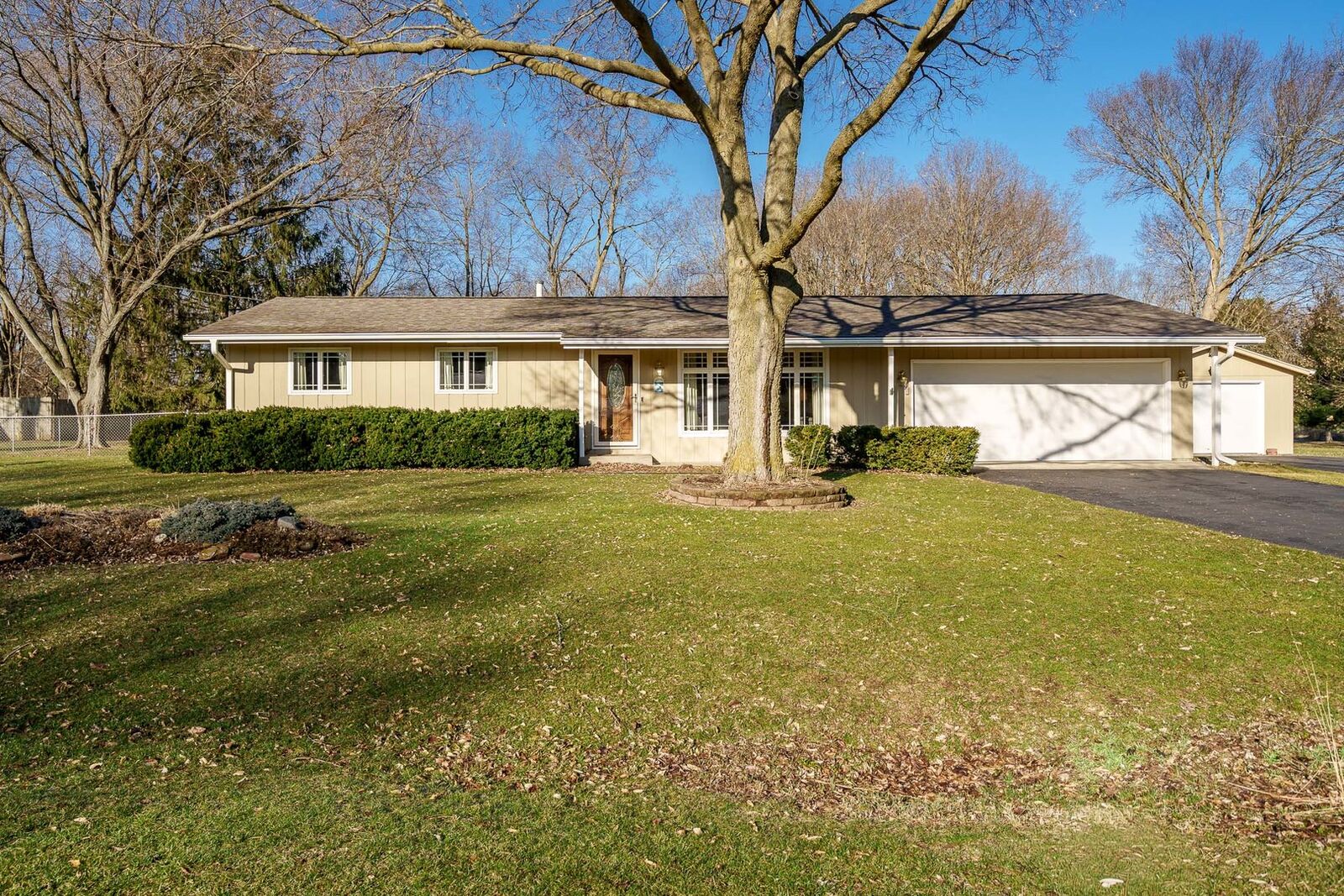 Property Photo:  12994 Echo Drive  IL 61072 