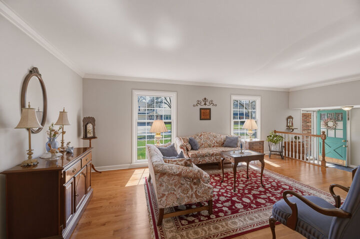 Property Photo:  1615 S Harvard Avenue  IL 60005 