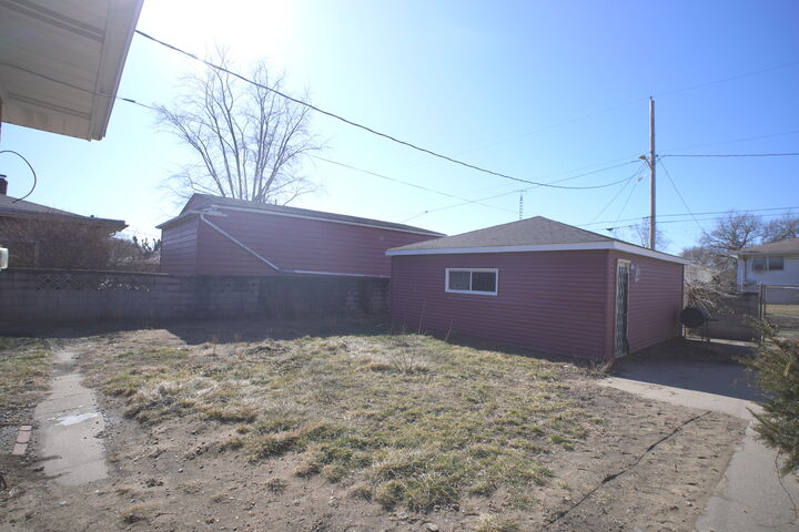 Property Photo:  1312 Bigger Street  IN 46404 