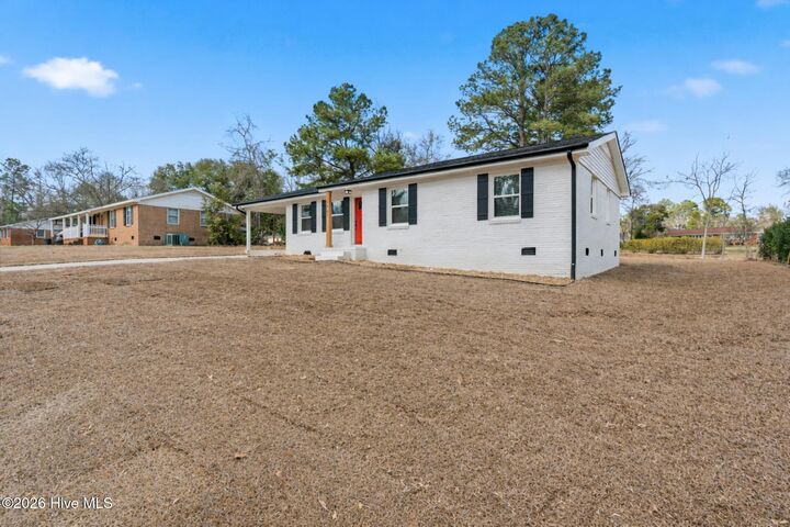 Property Photo:  1707 Pine Street  NC 28379 