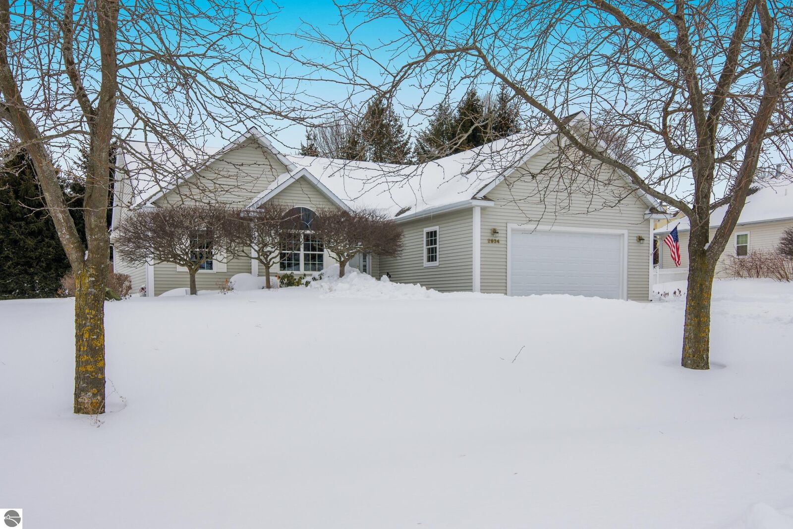 Property Photo:  2934 Ridge Trail Drive  MI 49684 