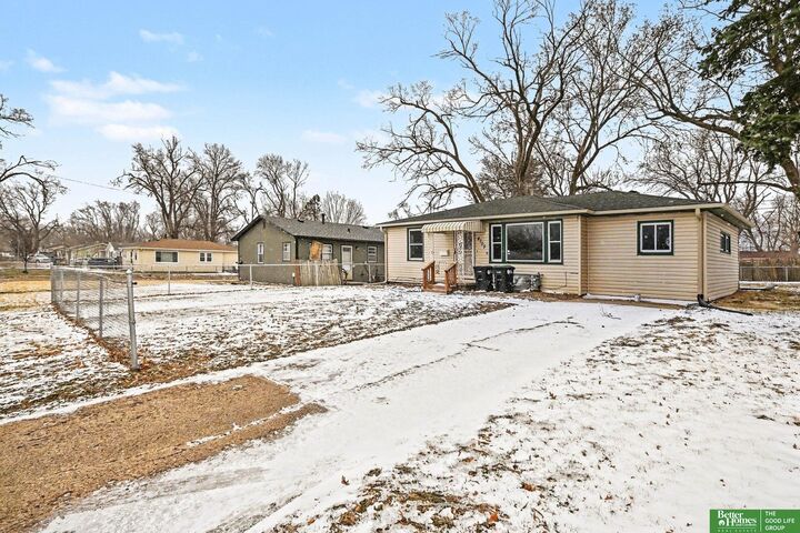 Property Photo:  4705 Redick Avenue Avenue  NE 68104-9999 