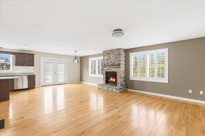 Property Photo: 10 Jonathan Ln MA 02571