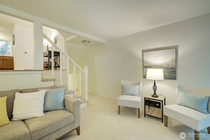 Property Photo: 918 N 165th Street 6 WA 98133