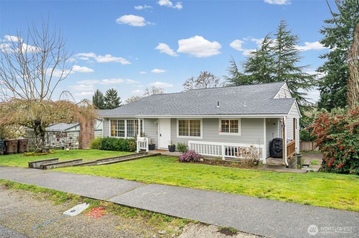 Property Photo:  1702 S Mason Avenue  WA 98405 