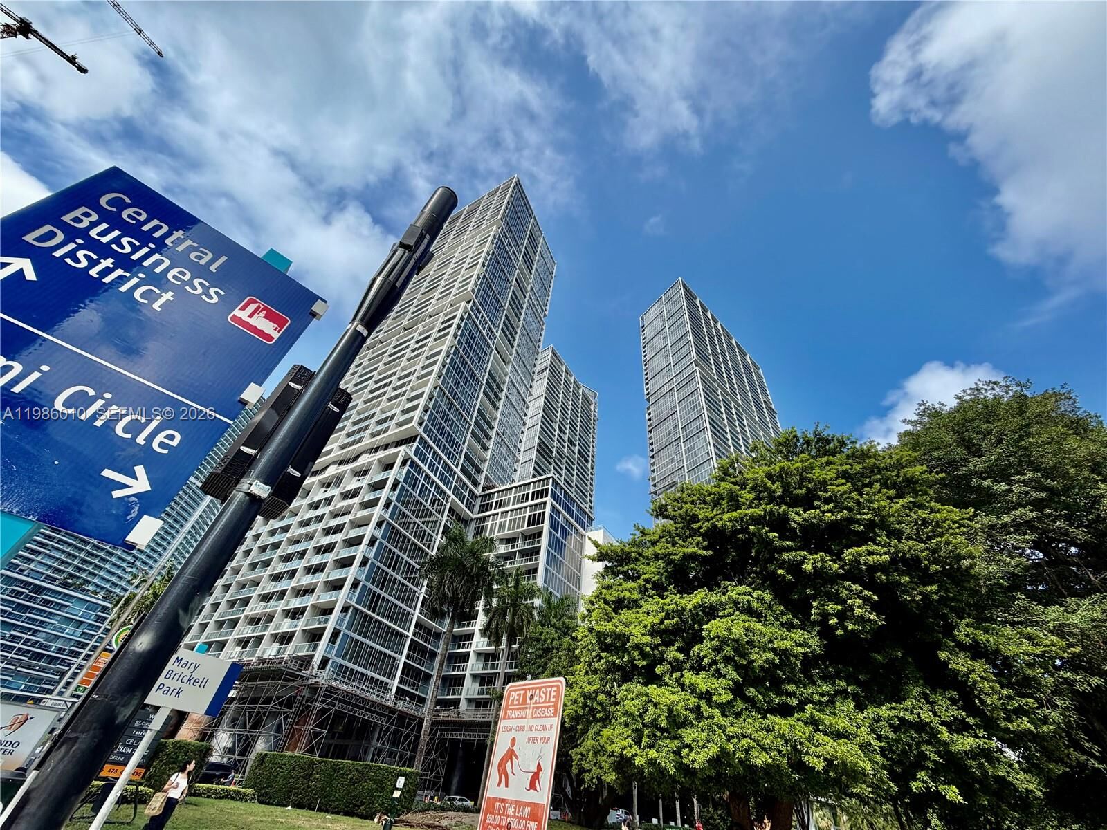 Property Photo:  475 Brickell Ave 1711  FL 33131 