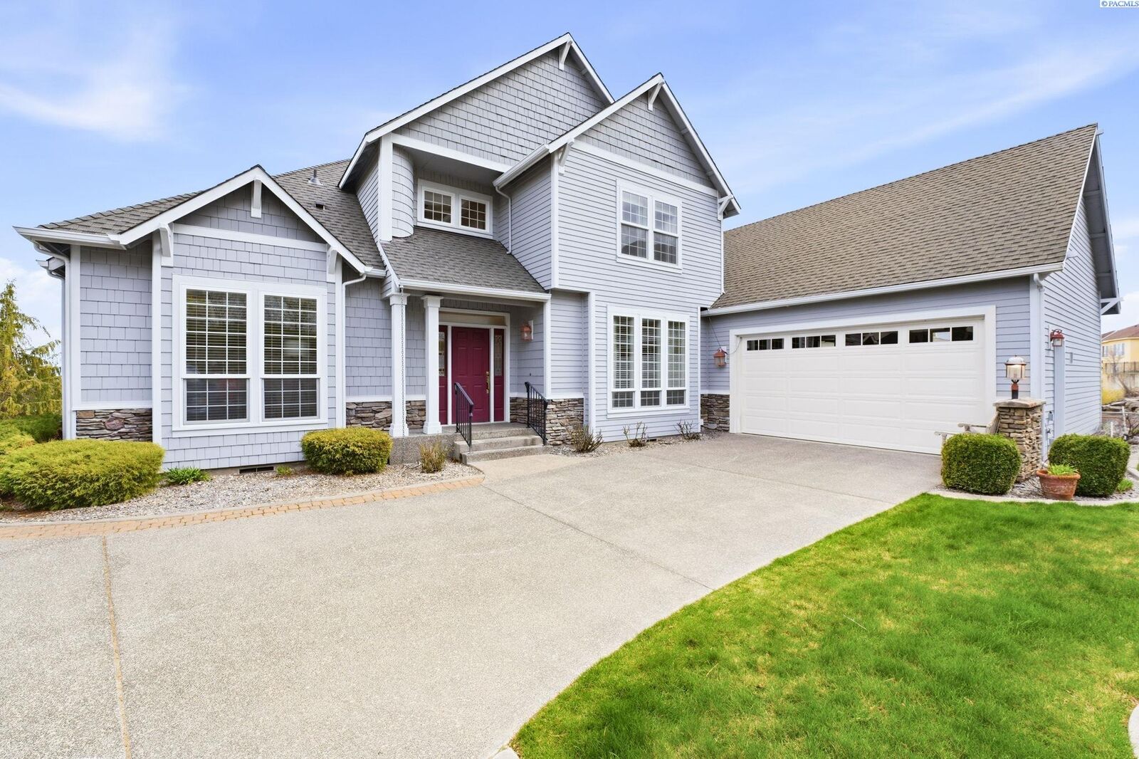 Property Photo: 409 Adair Street WA 99352