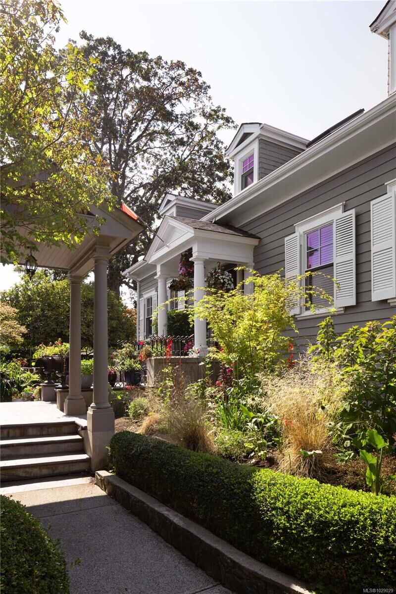 Property Photo: 2655 Shady Lane BC V8R 6T6