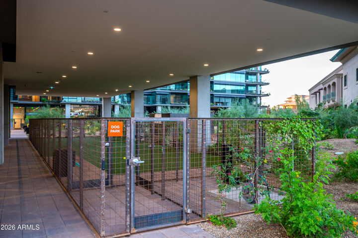 Property Photo: 7180 E Kierland Boulevard E 714 AZ 85254