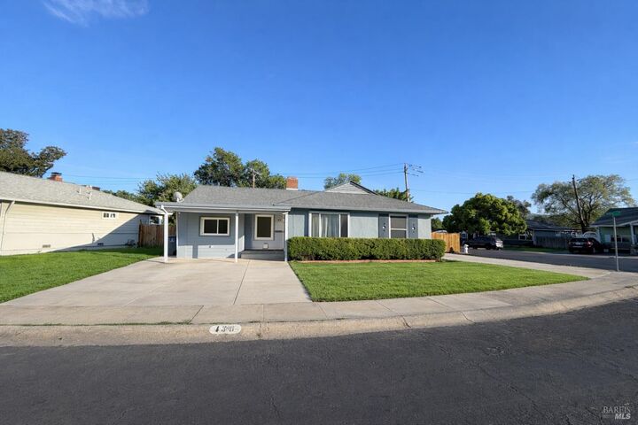 Property Photo:  139 Maple Street  CA 95688 