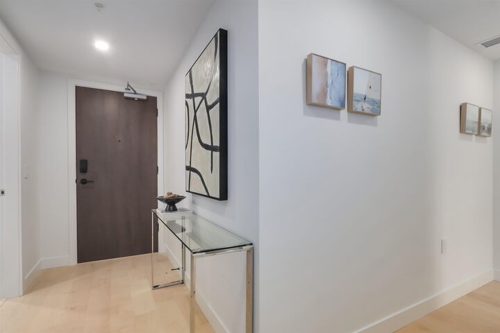 Photo de la propriété:  135 E 13th Street 1309  BC V7L 0J8 