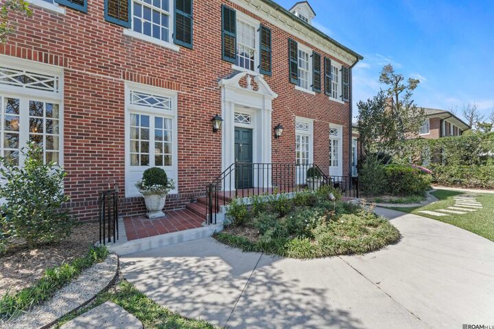 Property Photo:  2502 Dalrymple Dr  LA 70808 