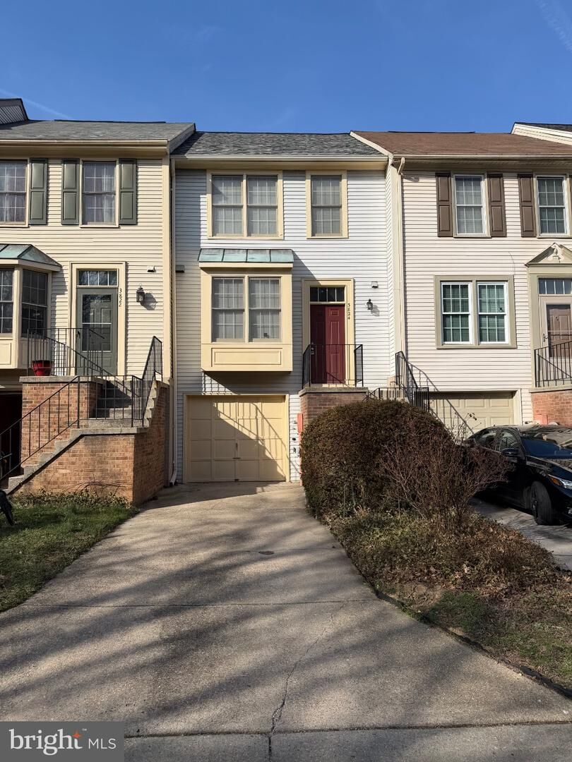 Property Photo: 3824 Swan House Court MD 20866