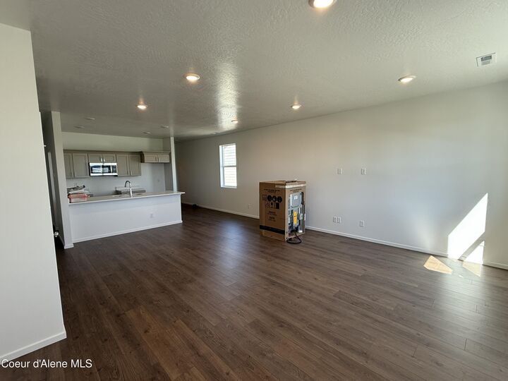 Property Photo:  5318 E Antares Ln  ID 83854 