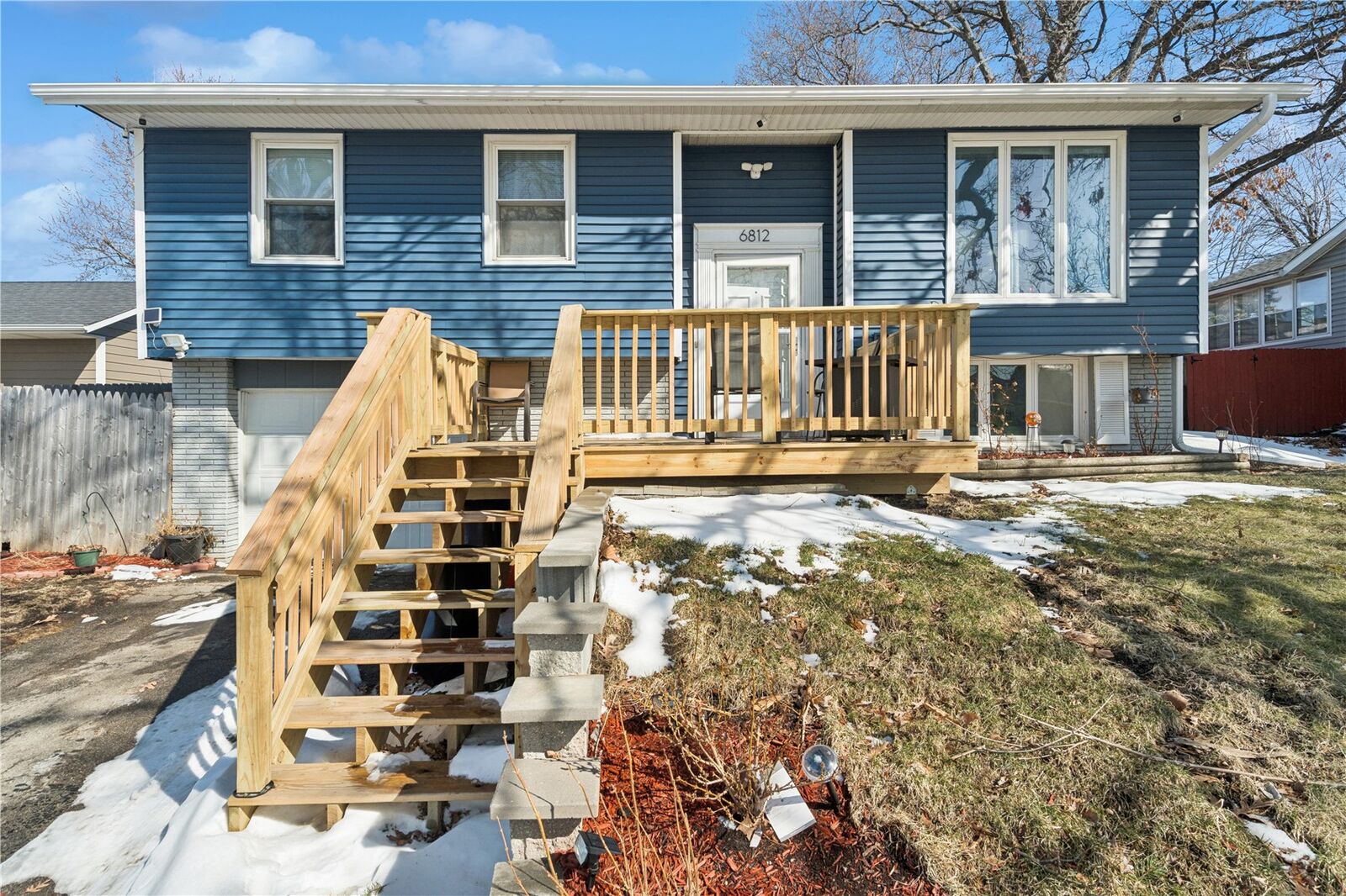Property Photo:  6812 Kelburn Lane NE  IA 52402 