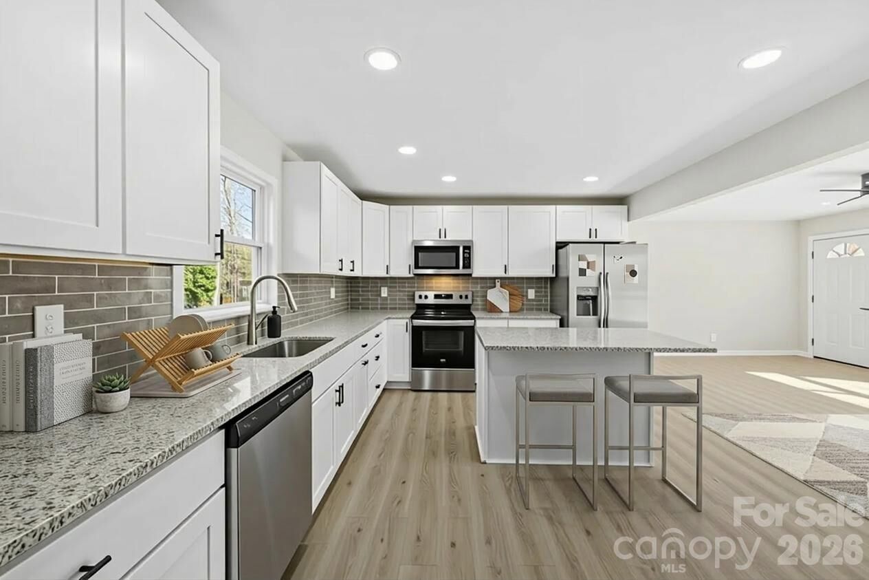 Property Photo:  1105 Stanton Drive  NC 28150 