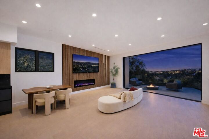 Property Photo: 5134 Medina Rd CA 91364