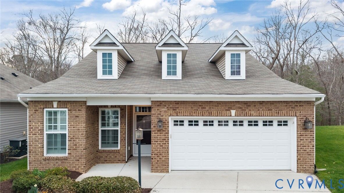 Property Photo:  8121 Old Glen Dale Court  VA 23111 