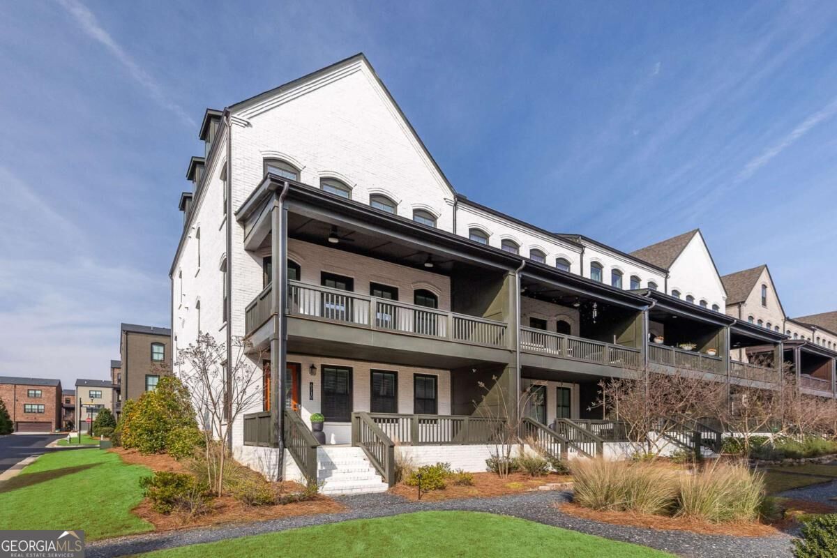 Property Photo:  6710 Pippin Walk  GA 30005 