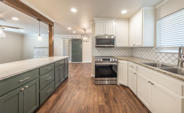 Property Photo:  1304 8th Street  TX 79363 