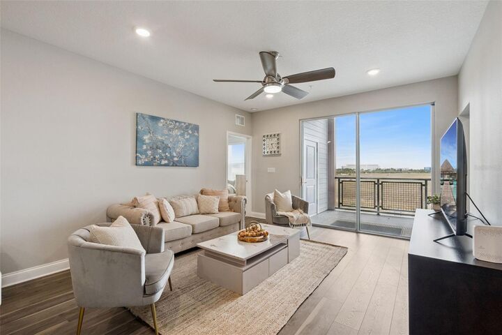 Property Photo: 7521 Laureate Boulevard 5306 FL 32827