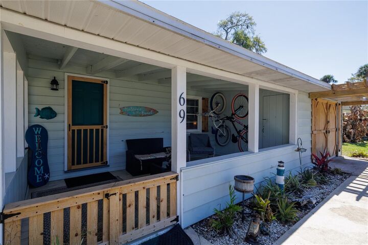 Property Photo:  69 E Bayshore Drive  FL 32127 