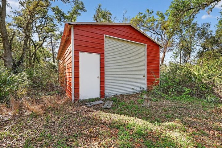 Property Photo:  14370 Co Rd 751  FL 33597 