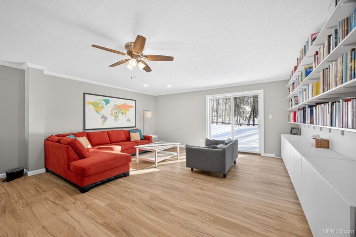 Property Photo:  1028 Crestwood Drive  MI 49930 