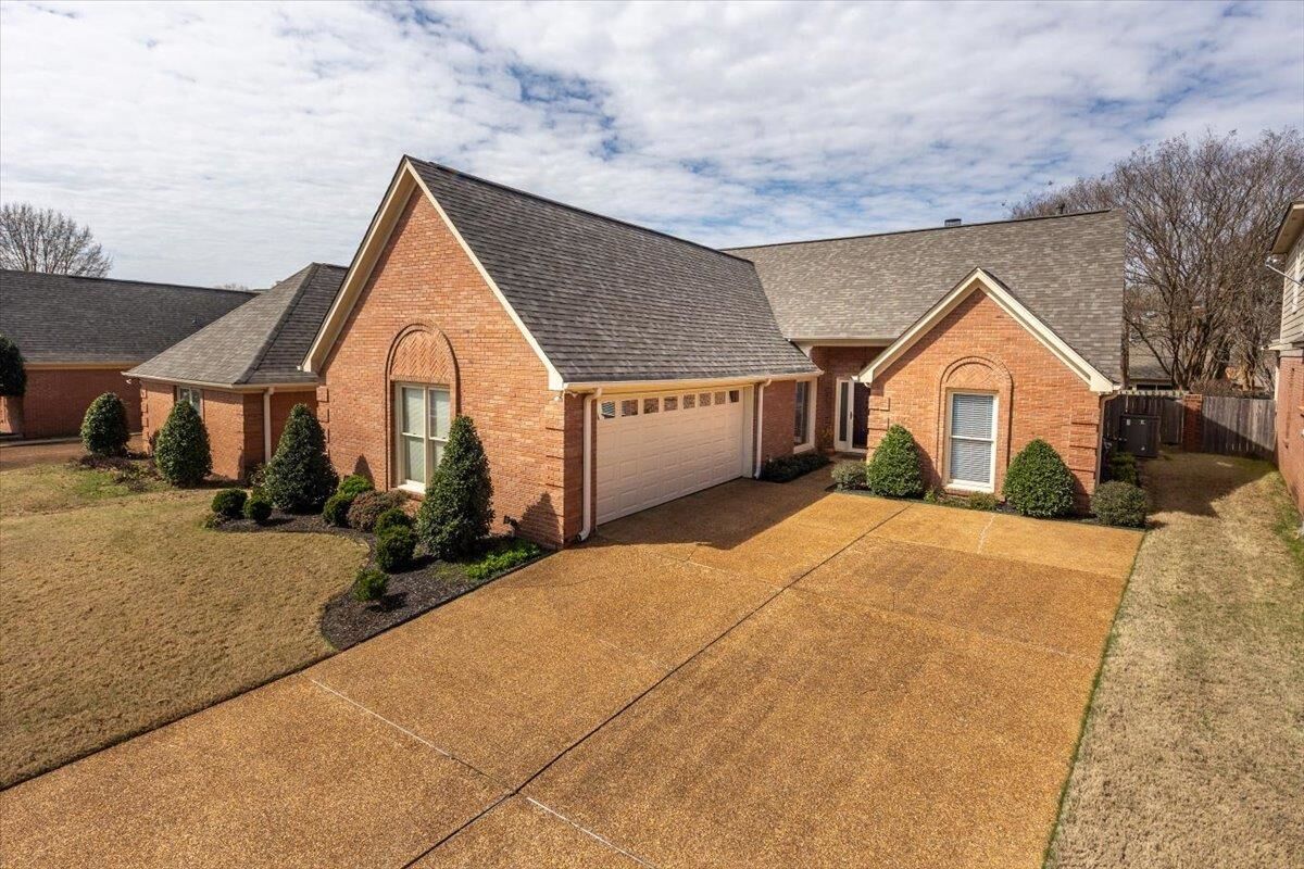 Property Photo:  6650 Player Dr  MS 38654 