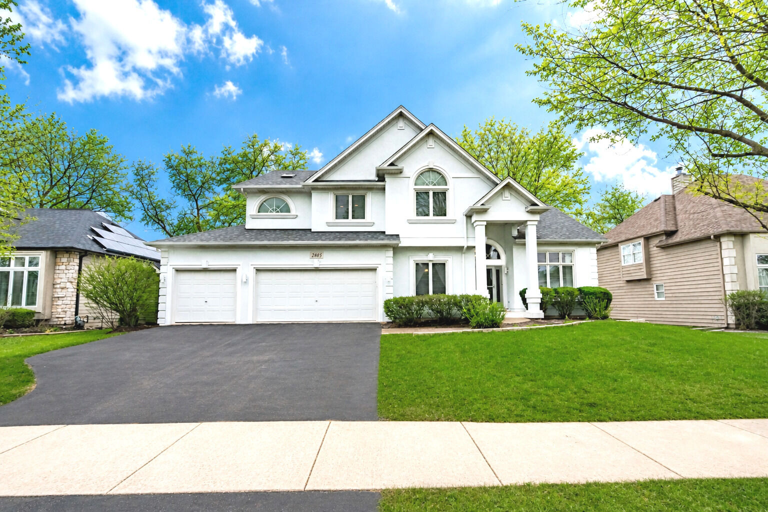Property Photo:  2805 Clara Avenue  IL 60502 
