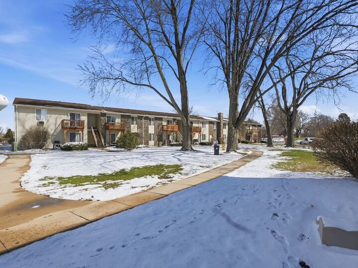 Property Photo: 2400 Light Road 207 IL 60543