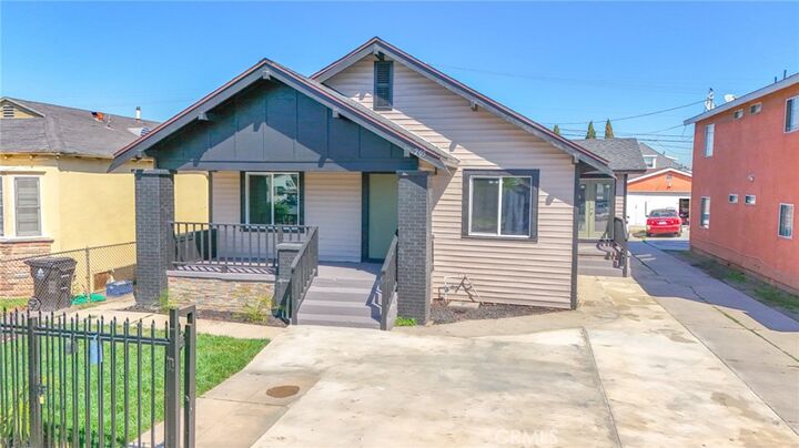 Property Photo:  205 W 98th  CA 90003 