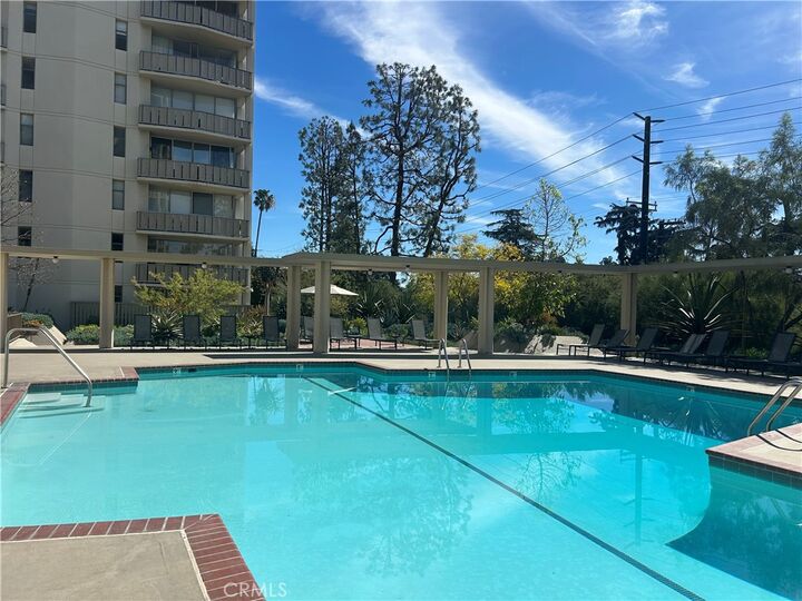 Property Photo:  4455 Los Feliz Blvd 605  CA 90027 