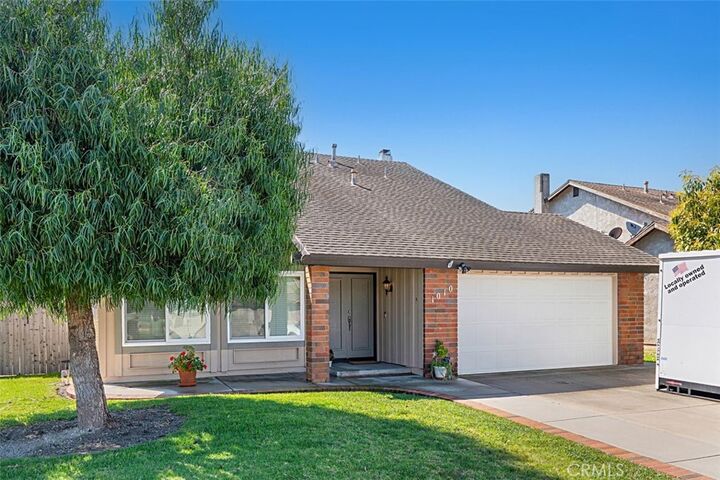 Property Photo:  1010 Janetwood Drive  CA 93030 