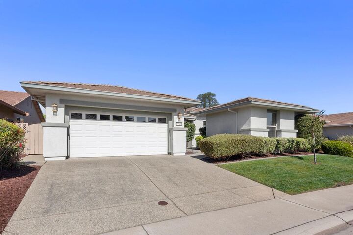 Property Photo:  584 Rustic Ranch Lane  CA 95648 