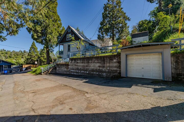 Property Photo: 594 High Street CA 95370