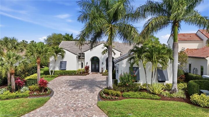 Property Photo: 3263 Tavolara Ln FL 34114