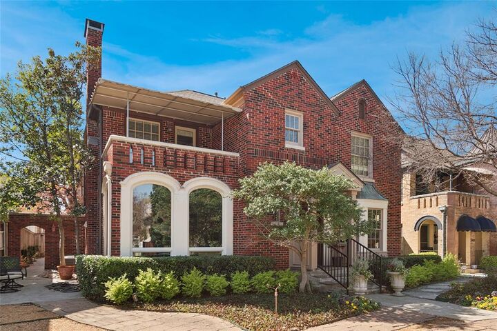 Property Photo:  3447 Lovers Lane A  TX 75225 