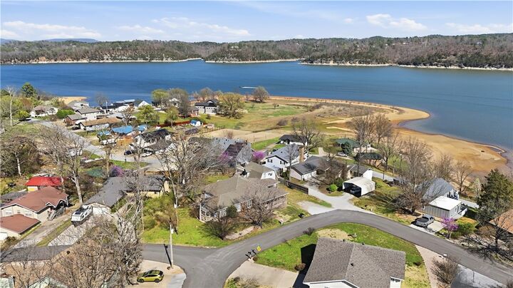 Property Photo:  16602 N Willow Drive  AR 72756 