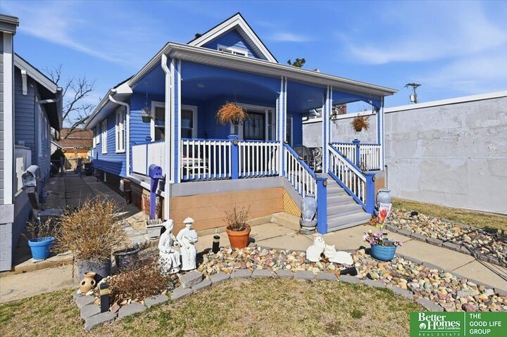 Property Photo:  3710 S 24 Street  NE 68107 