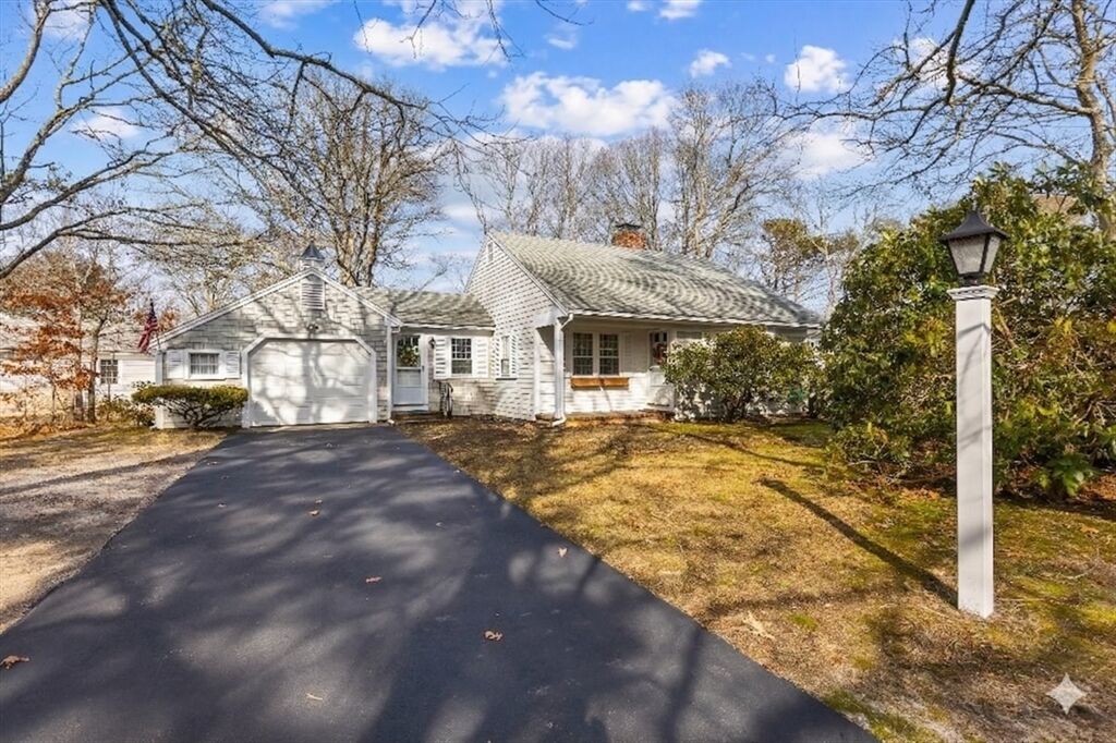 Property Photo:  37 Touraine Way  MA 02664 