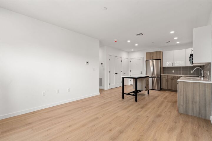 Property Photo:  40 Centre St J506  MA 02446 