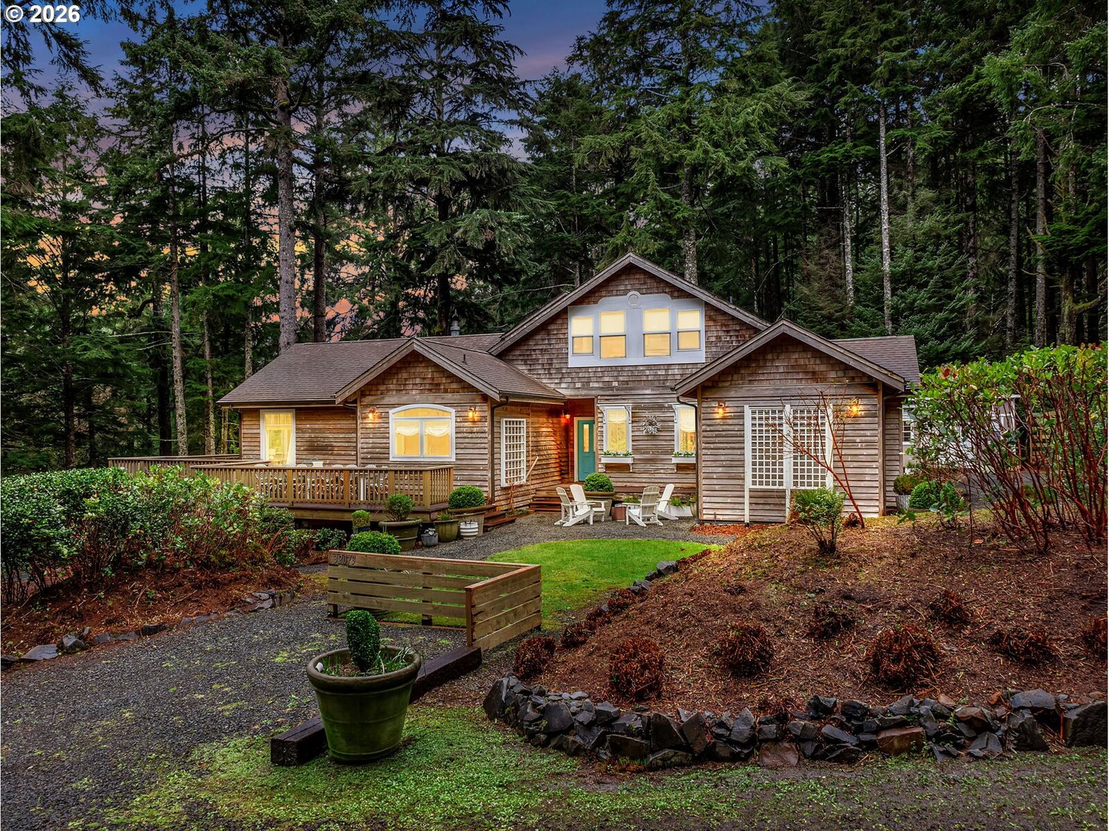 Property Photo: 32073 Cedar Ln OR 97102