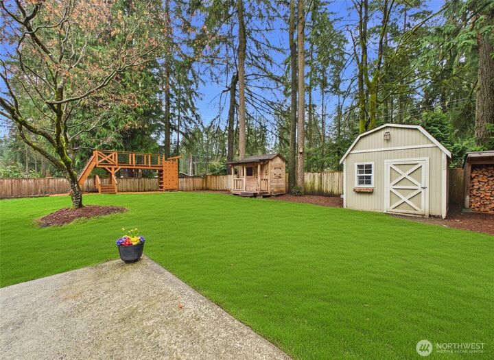 Property Photo: 18903 NE 165th Place WA 98072