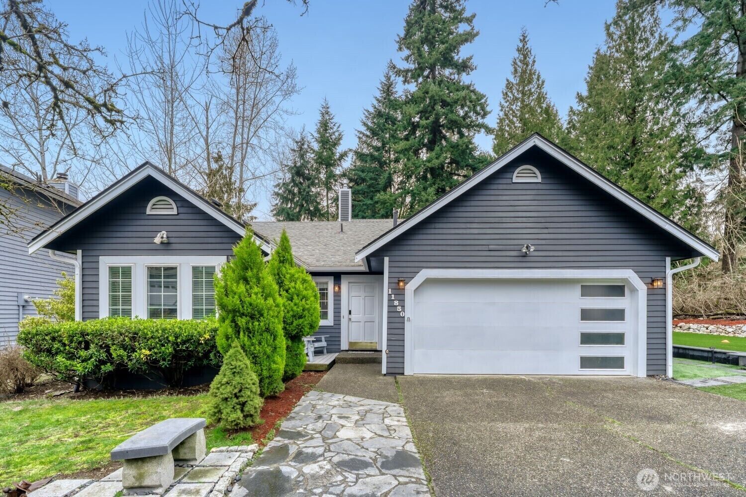 Property Photo: 11850 NE 105th Lane WA 98033